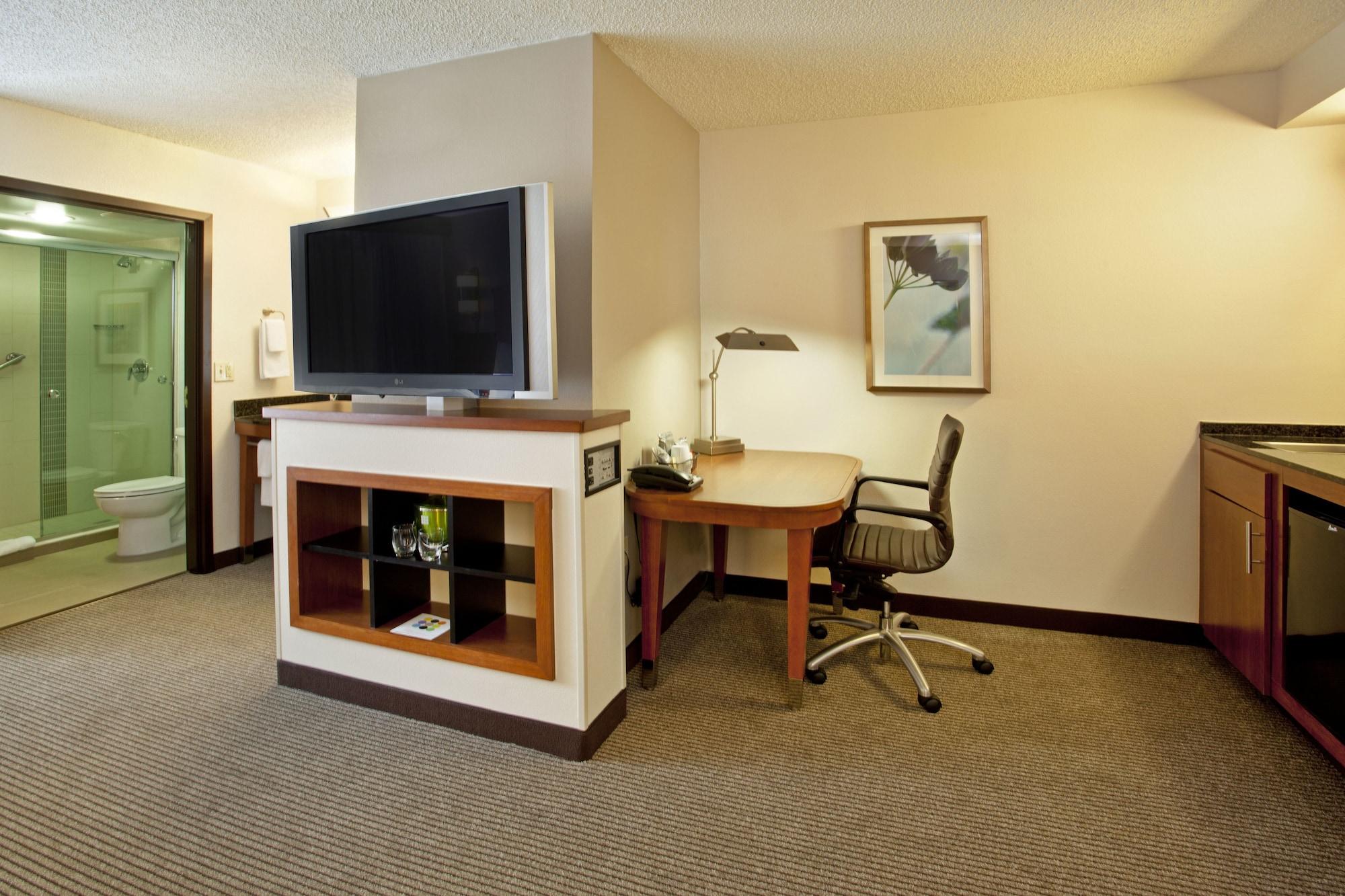 Hyatt Place Across From Universal Orlando Resort Bagian luar foto