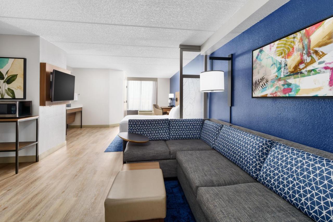 Hyatt Place Across From Universal Orlando Resort Bagian luar foto