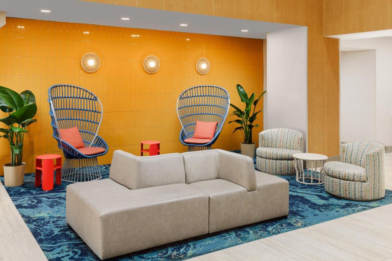 Hyatt Place Across From Universal Orlando Resort Bagian luar foto