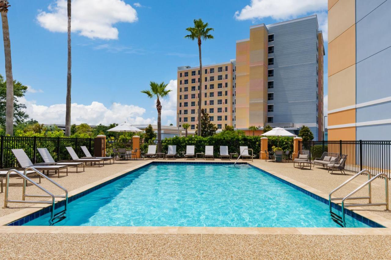 Hyatt Place Across From Universal Orlando Resort Bagian luar foto