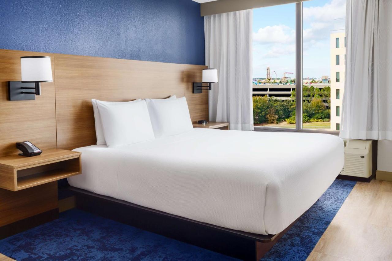 Hyatt Place Across From Universal Orlando Resort Bagian luar foto
