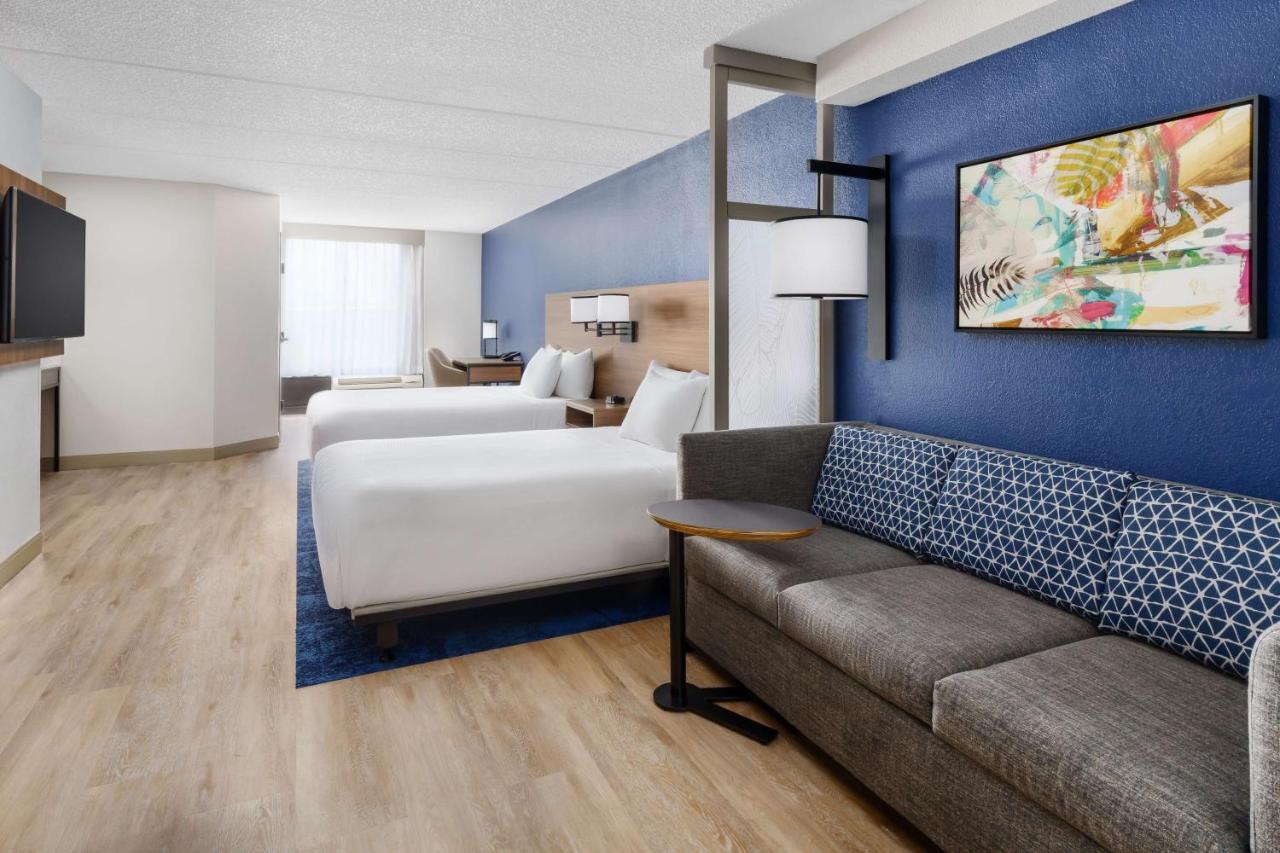 Hyatt Place Across From Universal Orlando Resort Bagian luar foto