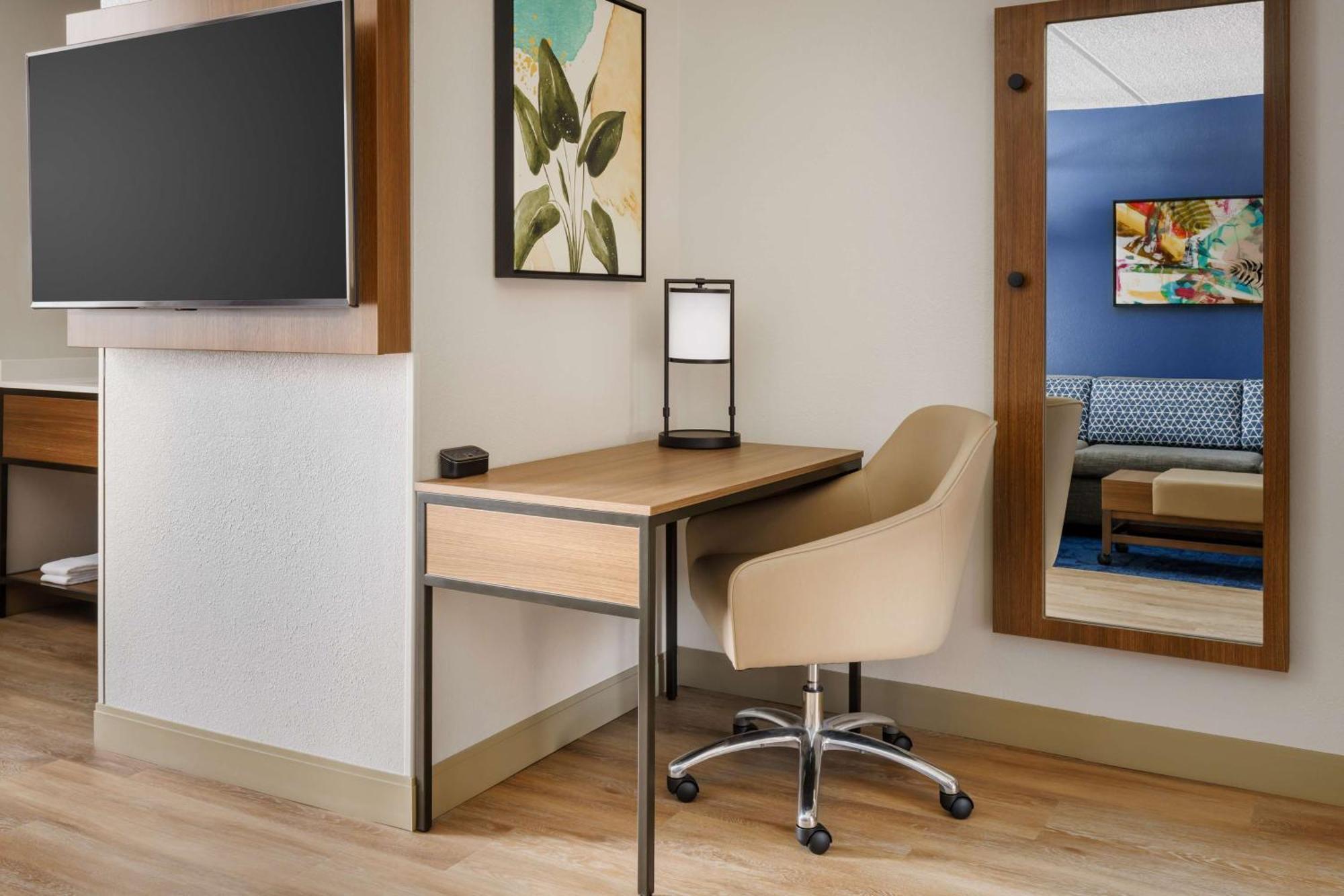 Hyatt Place Across From Universal Orlando Resort Bagian luar foto