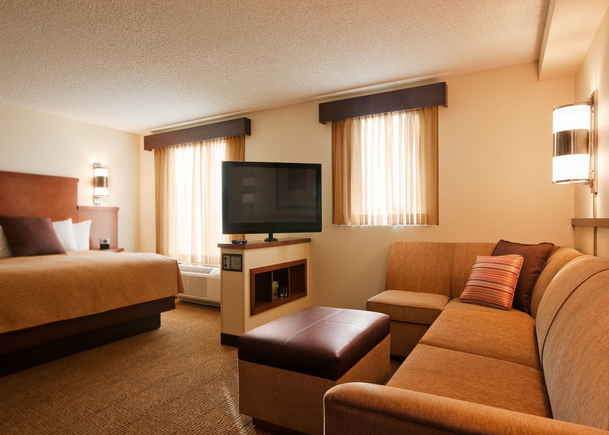 Hyatt Place Across From Universal Orlando Resort Bagian luar foto
