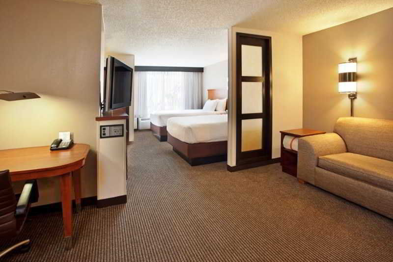 Hyatt Place Across From Universal Orlando Resort Bagian luar foto