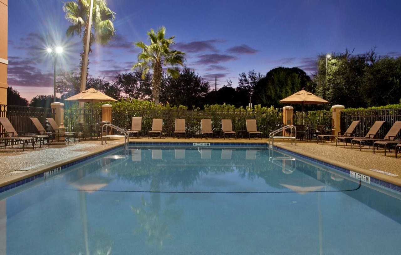 Hyatt Place Across From Universal Orlando Resort Bagian luar foto